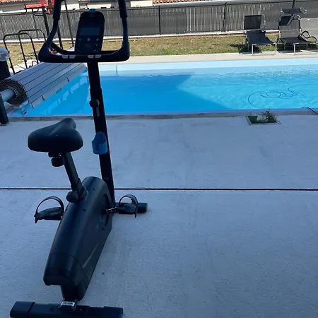 Villa Avec Vue, Piscine, Air De Jeu, Sport, Calme *